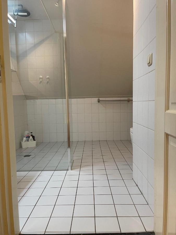 Karibu Het Voorhuis 2 Tot 6 Persoons Luxe Slaapkamers Met Een Mooie Woonkeuken Daarle Экстерьер фото